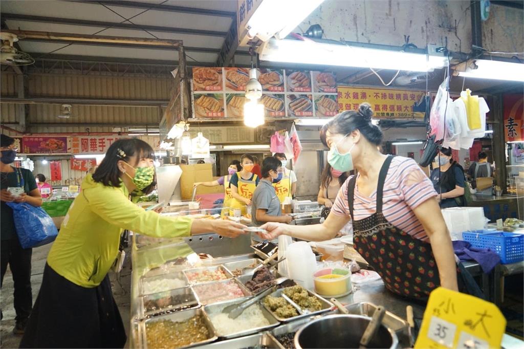 鄭孟洳促高市府共挺青年、護動物、推運動　讓高雄市民幸福更有感