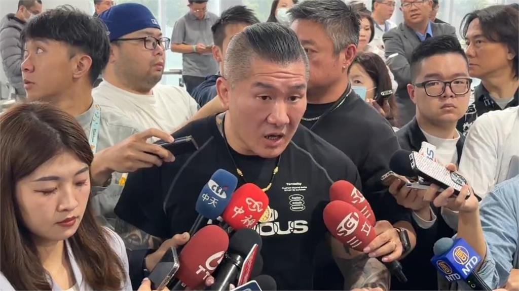 柯文哲宣判/館長崩潰!怒喊「用210萬判刑很誇張」:政治人物誰沒拿政治獻金