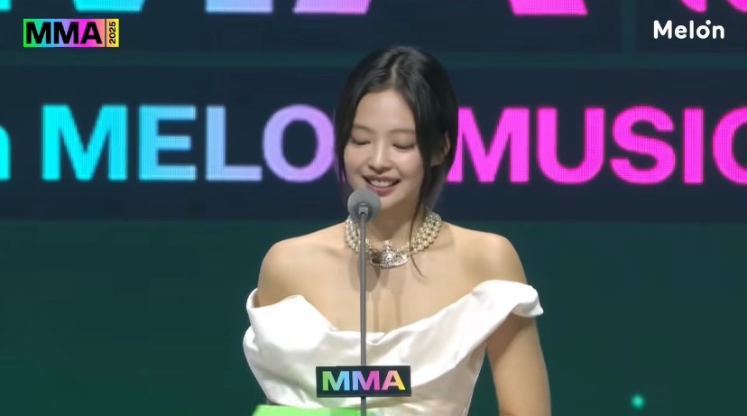 「Jennie修羅場！」罕見同框GD和KAI　「與2位前任互動」成MMA意外話題