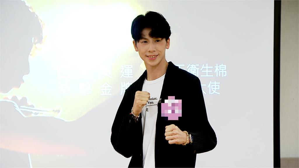 酸J.K.羅琳刪文! 阿爾及利亞足球隊貼超大杯「台灣珍奶」照