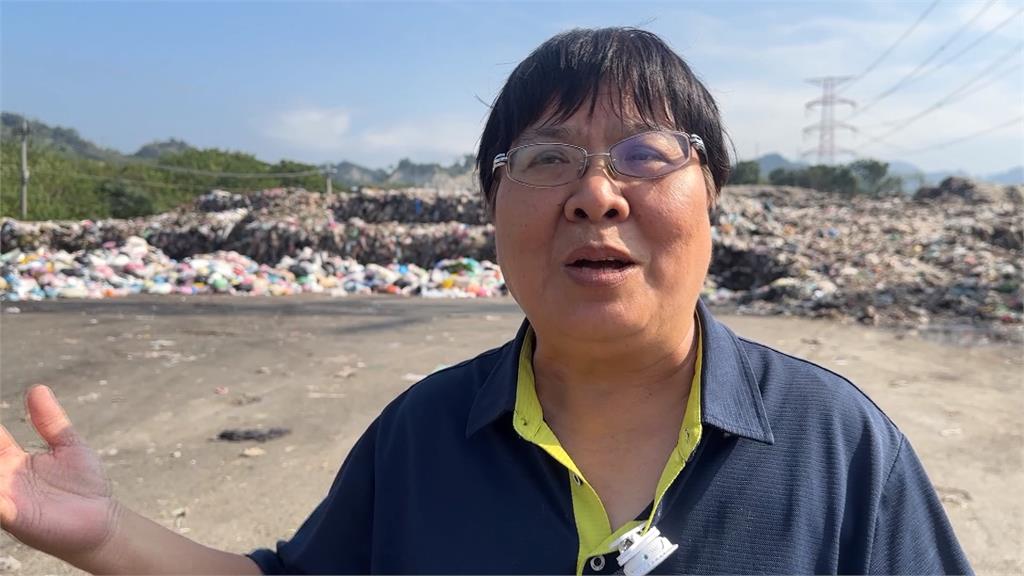 附近垃圾場打包垃圾 國六東草屯休息站飄酸臭
