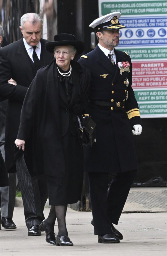 快新聞／參加表姊英女王葬禮後　丹麥女王瑪格麗特二世2度確診