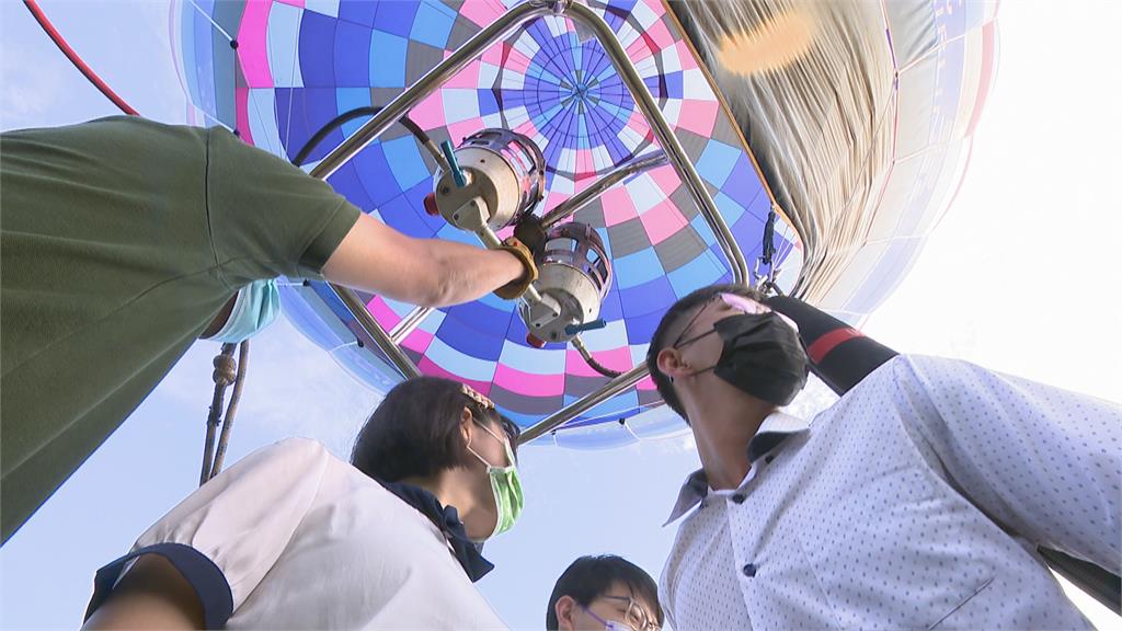 偽出國新選擇!打造異國氛圍 高雄推愛河.月世界熱氣球體驗
