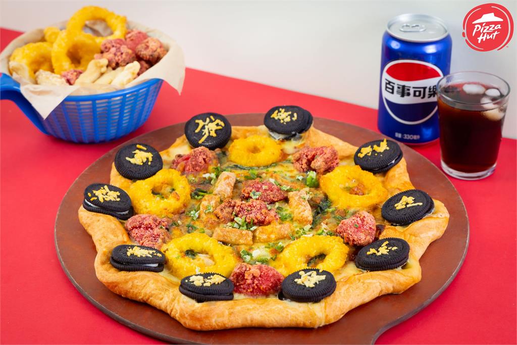 快新聞／必勝客邪教口味復刻！與OREO合作出鹹酥雞披薩　限時限量開賣