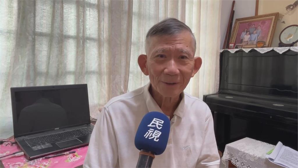 珍貴影像! 30年前屏東鐵道市場「讓路」 火車來了收攤位