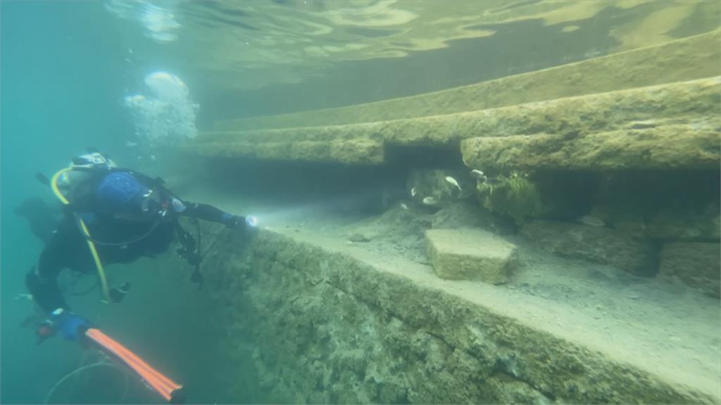 台東活水湖清除外來魚種泰國鱧　潛水員入水近4小時逮10尾保障遊憩安全