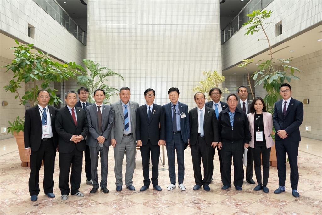 陳其邁訪日成績單曝!農漁特產訂單破3億元 最萌記憶是「雙熊同框」