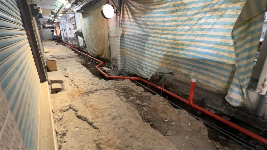 包商落跑！九曲堂公有市場改建工程突停擺　經發局：攤商免租金補償損失