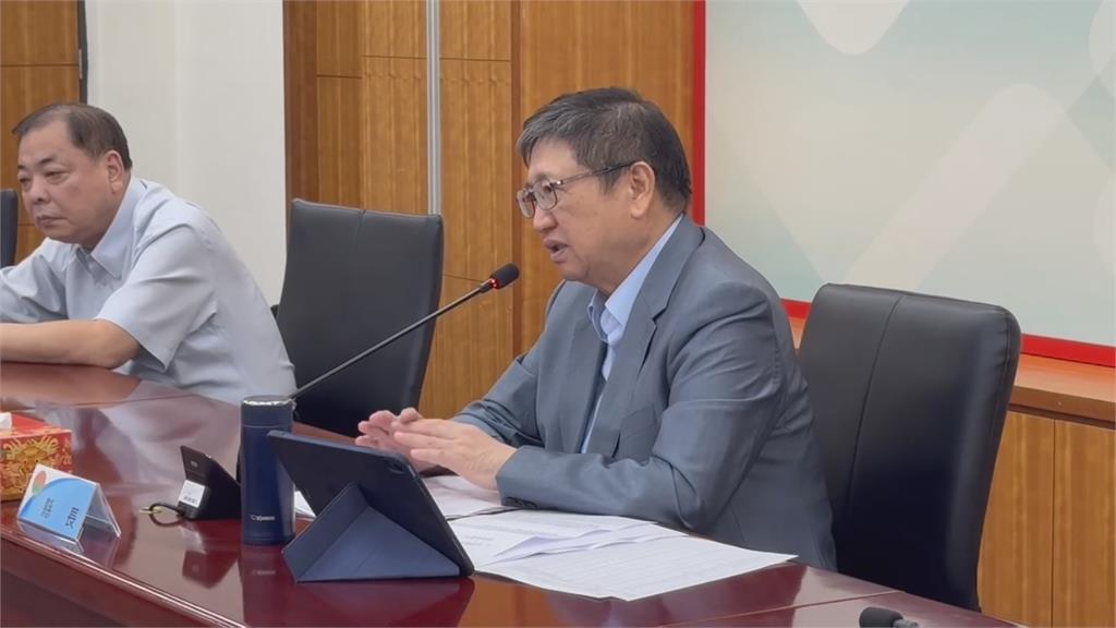 楊文科出國考察17次139天　王婉諭砲轟：是在拍行腳節目？