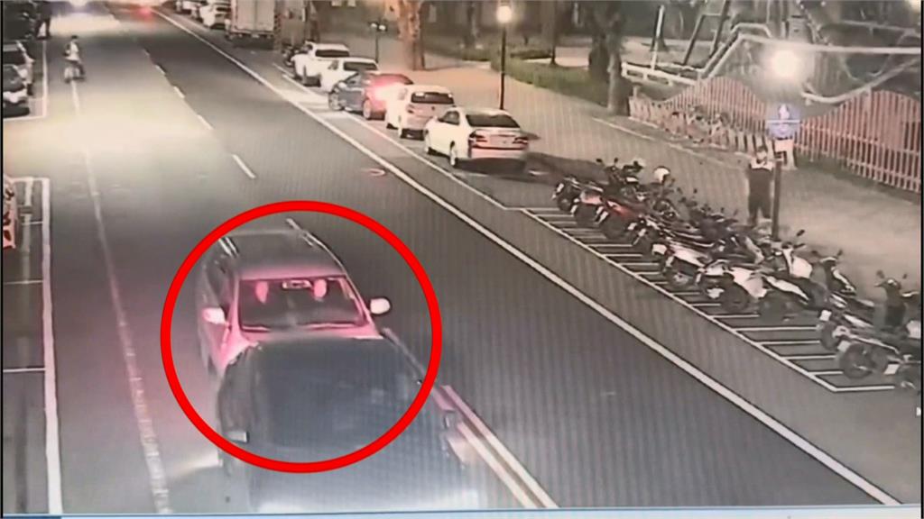 台南轎車遭追撞！　肇事車4人疑「這原因」急跳車逃逸