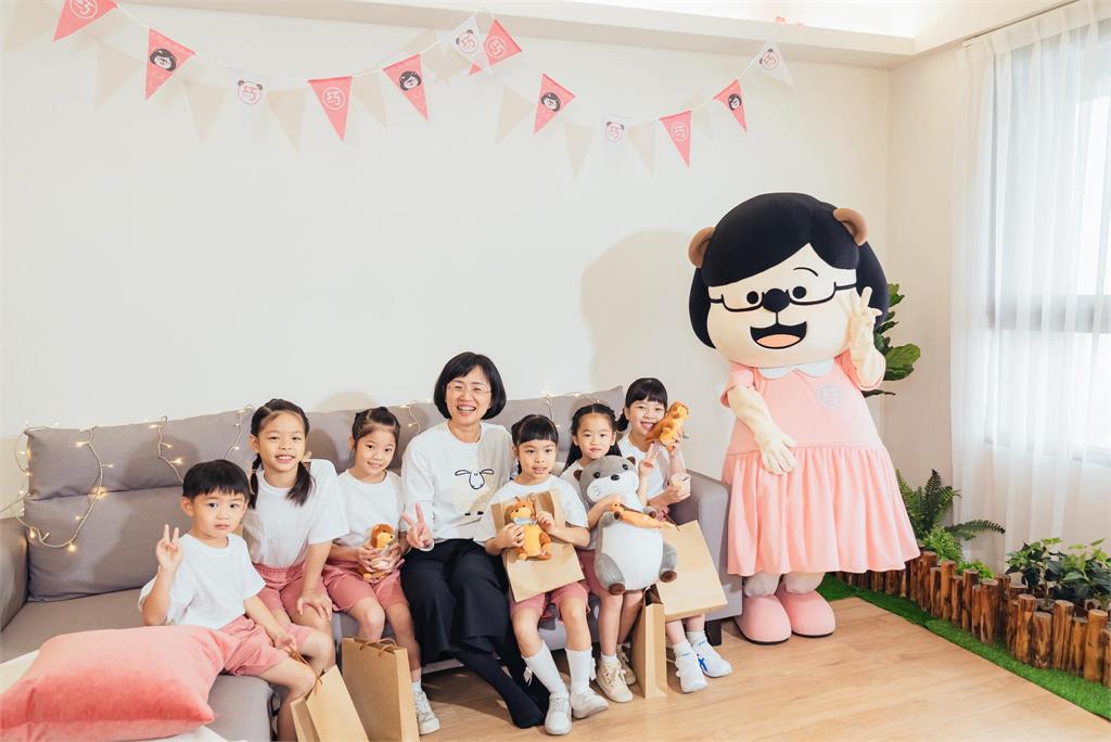 蘇巧慧宣布參選新北市長！再發聲「籌組最強團隊」網刷一排祝福：這局一定贏