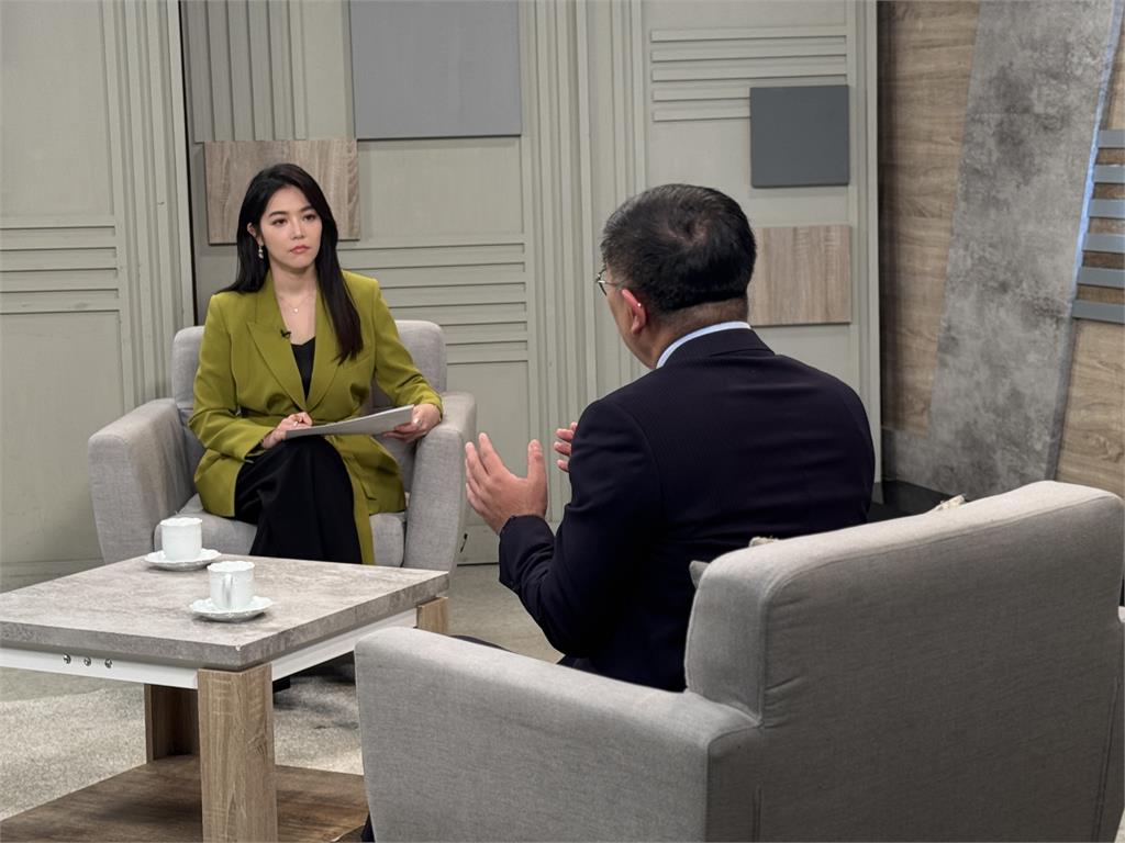 收碳費各方協調困難 彭啓明:卓榮泰給我兩頂鋼盔
