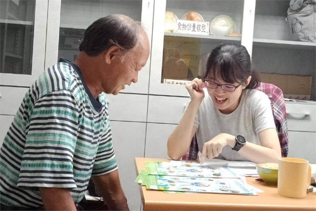 社區營養師貢獻獎系列報導 府城美食新思維 高齡長者的全方位導師-陳怡靜