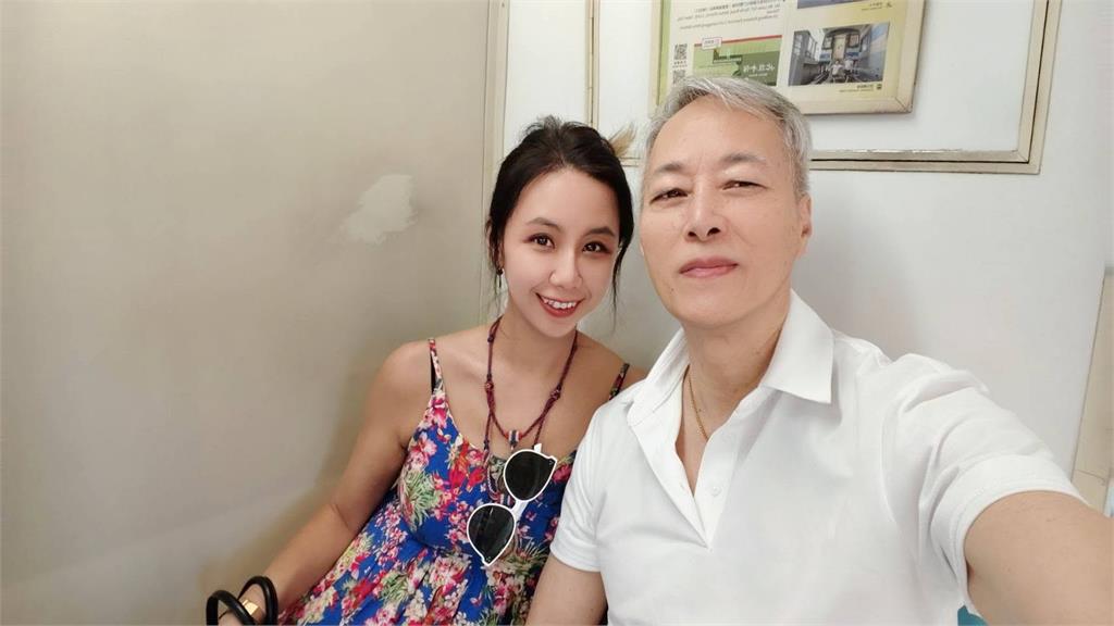 姜厚任認和小24歲女友「七世情緣」　ICU醫師看字跡曝疑點：小一的腕力很好