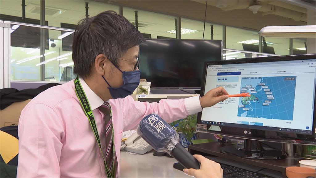 烟花增強不排除週二轉中颱　週四、週五最靠近台灣