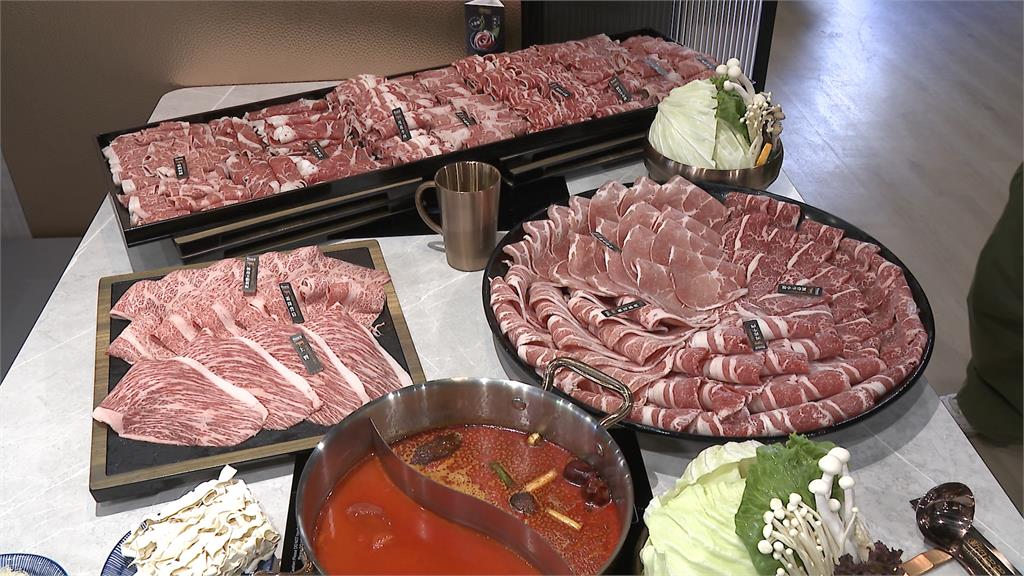 肉食主義者注意！東區進駐多家燒烤、涮涮鍋搶商機