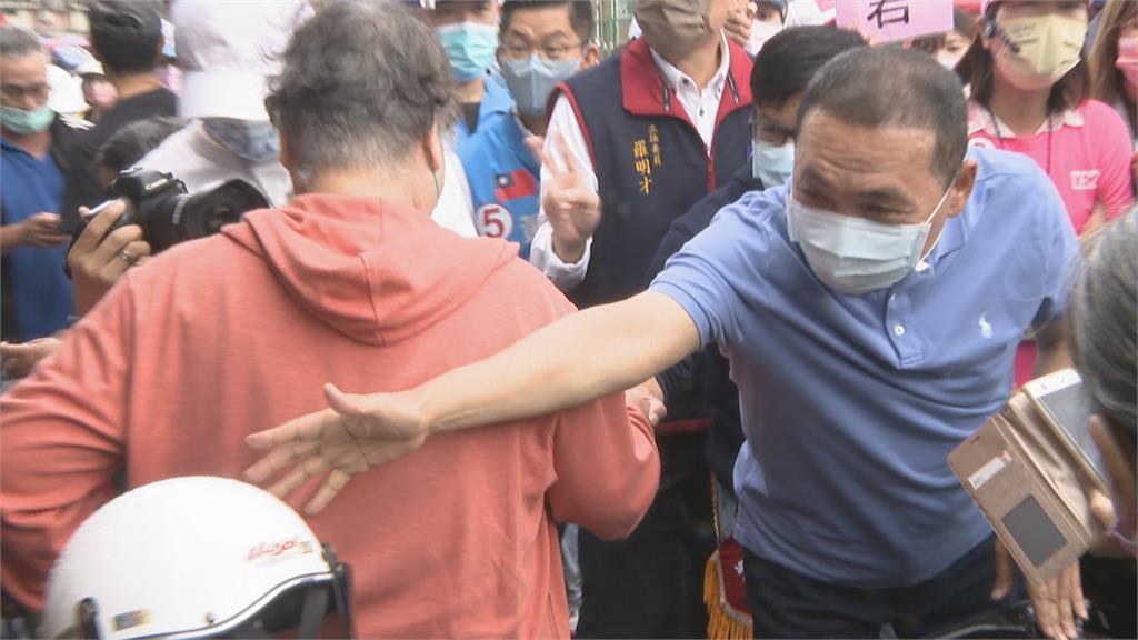 侯龍選前之夜相隔3百米 侯友宜:新北市民有智慧良性競爭