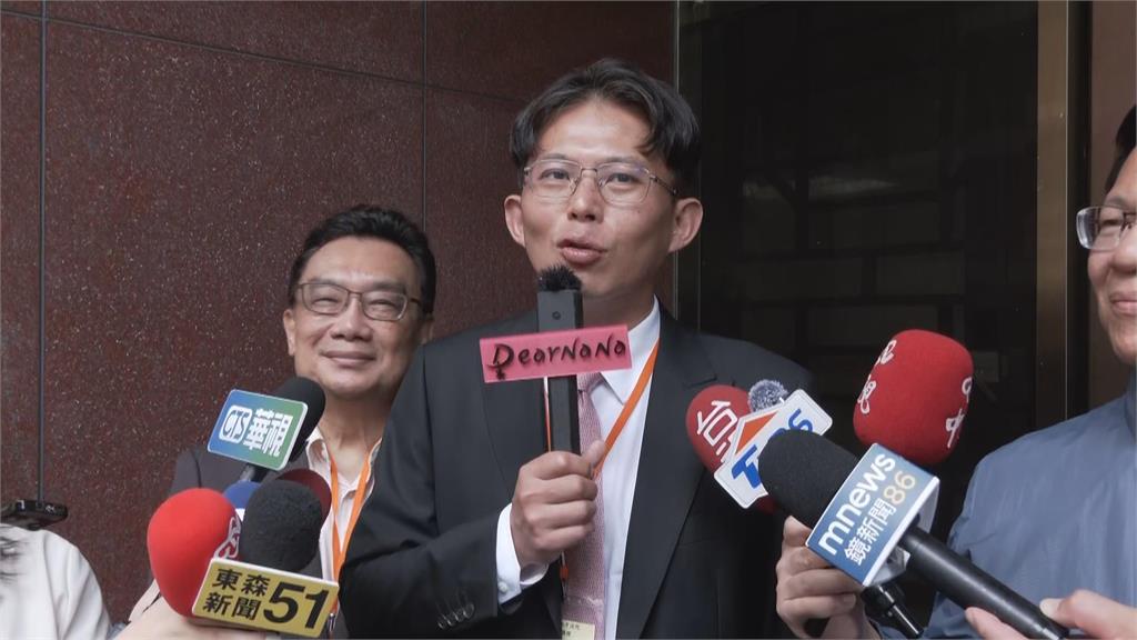 黃國昌嗆「人治心態」開戰卓榮泰！周軒揭「藍白提案真相」曝證據：可憐之人