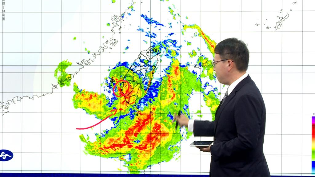 低氣壓.西南風發威！　雨彈狂炸南台灣　東部地區警戒