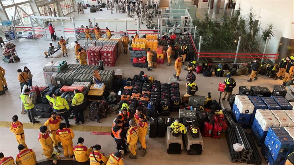任務結束！台灣搜救隊返國　留下部分器材、物資援助災區