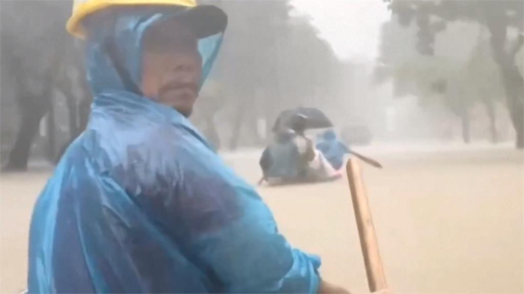 越南順化市暴雨成災　上千棟房屋泡水、電力全中斷