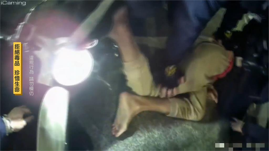 沿路違規！毒駕拒檢板橋車站亂竄　警開22張罰單共罰13萬元