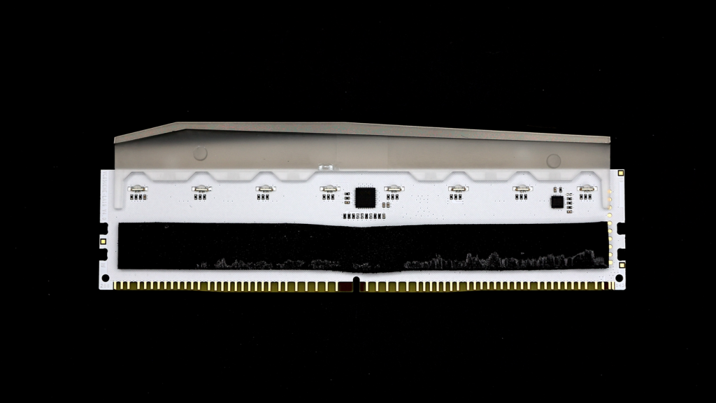 插好插滿 RGB 不能少 V-Color SCC O CUDIMM RGB 8000