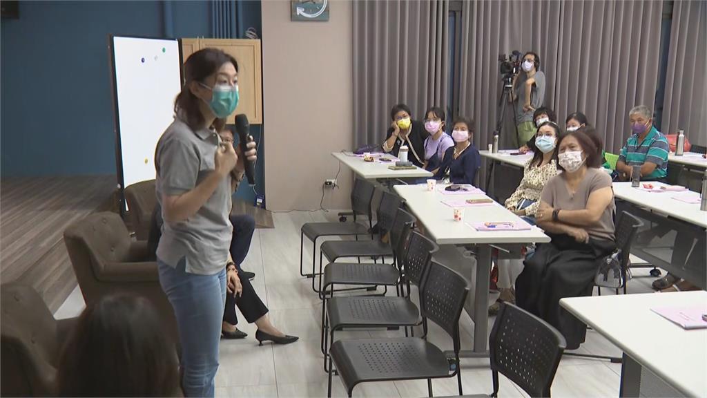 傳顏寬恒週六里民活動鬆口:會參選 林靜儀聽到後回應了