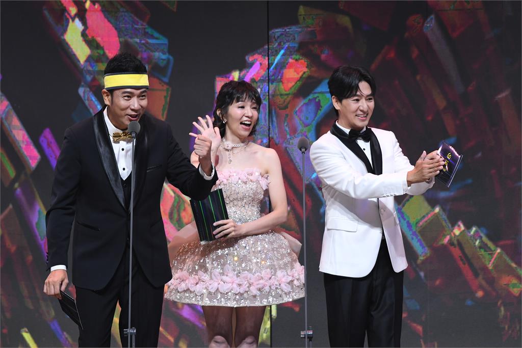 金鐘60／兒童節目主持人合體！51歲香蕉哥哥「不老容顏」震撼網：又偷吃小孩？