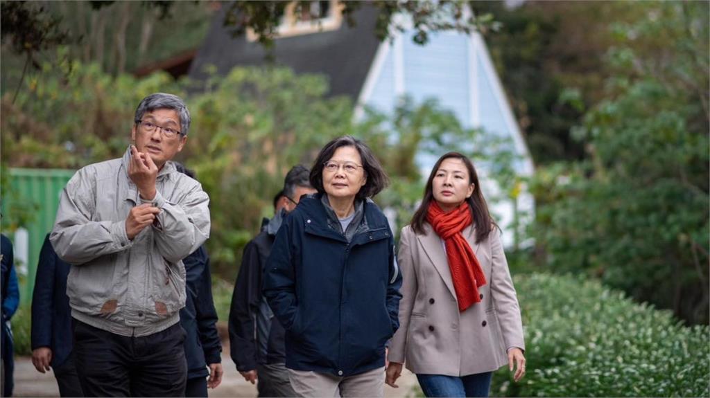 蔡英文二訪"樟之細路" 苗栗縣長參選人陳品安陪爬山拚選戰