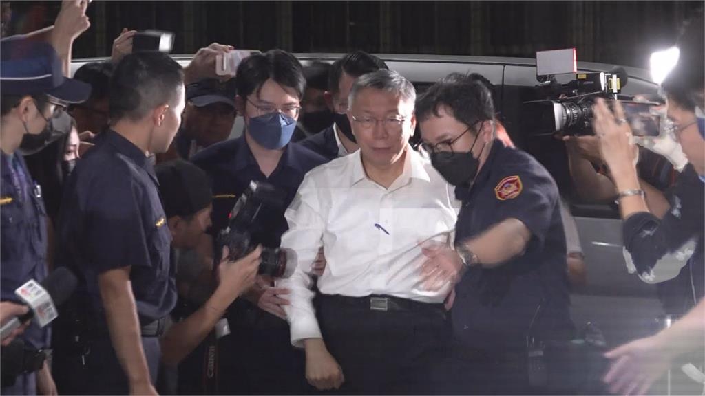 律師鄭深元進柯辦公室待3小時 柯文哲再赴台大醫院探柯爸