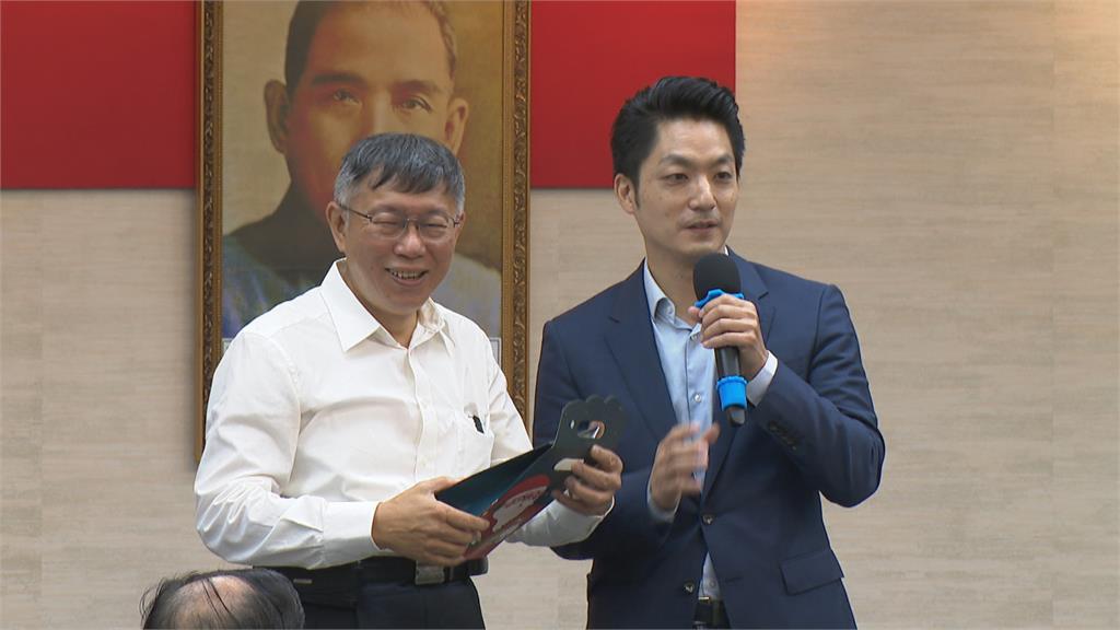 缺席市政交接挨批「穿小鞋」 北市副市長彭振聲:忙搬家
