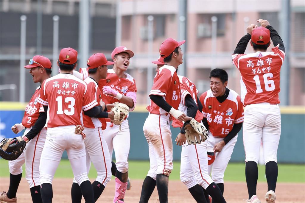 棒球(影)／玉山盃青棒敗部淘汰賽高雄市逆轉奪勝！台南市打擊串聯不斷晉級四強