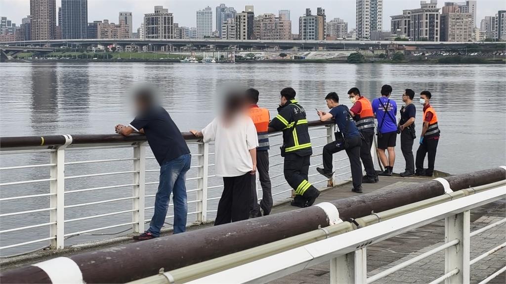 9旬翁落水「橄欖球隊男大生」跳水救人失蹤　友人曝：他很熱心