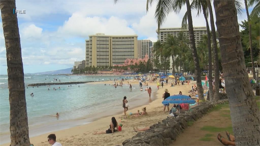 賣擱來阿！　夏威夷遊客塞爆景點　當局開發APP追蹤人潮