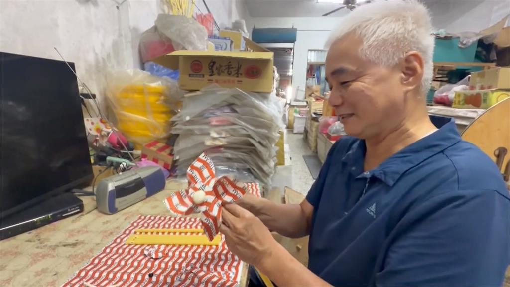 鹿港老爸打造千支洋流專屬風車　全因女兒一句話甘願成傻瓜爸爸