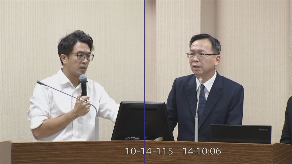 快新聞／小水滴湧進士林夜市！頭香這時就卡位　連「這物」都拿來給沈伯洋簽名