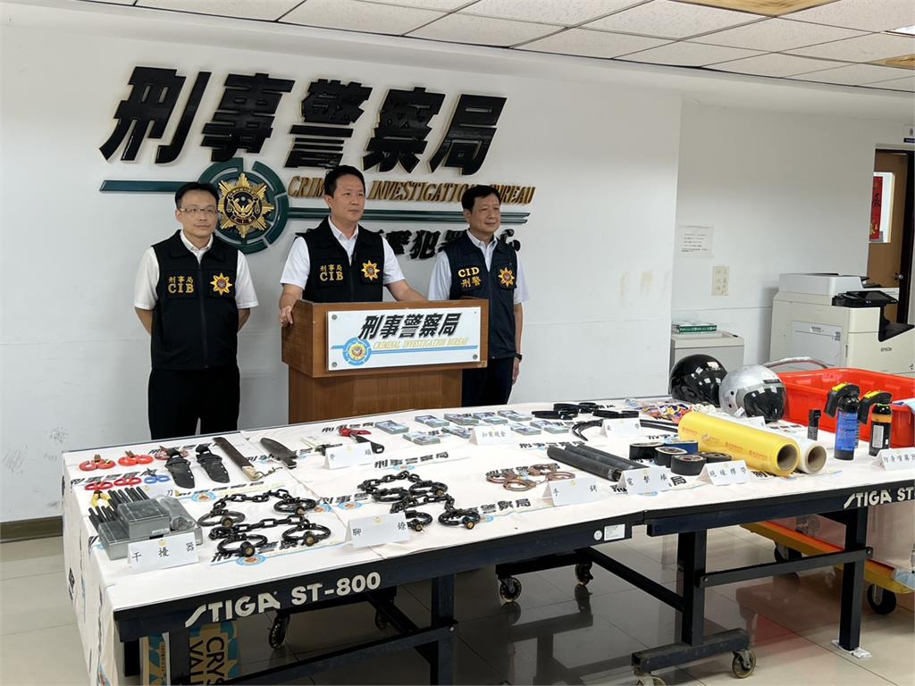 快新聞／高雄富商一家遭虐待囚禁！