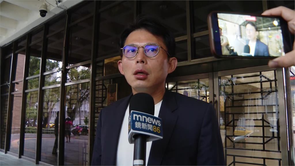 狗仔跟拍案涉反滲透法、國安法　黃國昌被傳喚：嚇我一大跳