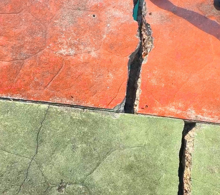 0403震後花蓮　碼頭土壤液化　港區道路出現裂痕　