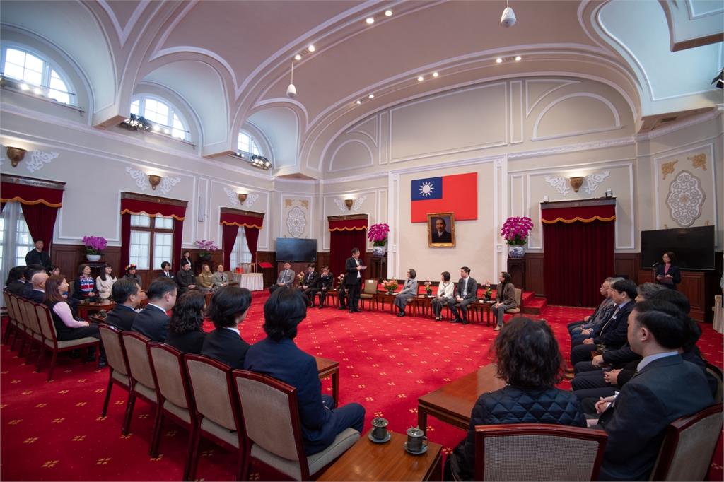 快新聞/接見紐倫堡國際發明展得獎人 蕭美琴:存在好奇心才有解決問題新思維