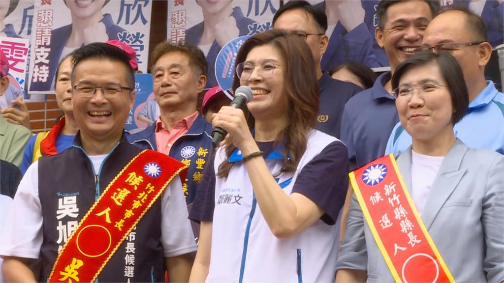 最新／鄭麗文真的糗了！陪徐欣瑩、吳旭智登記參選　口誤喊：藍白對決