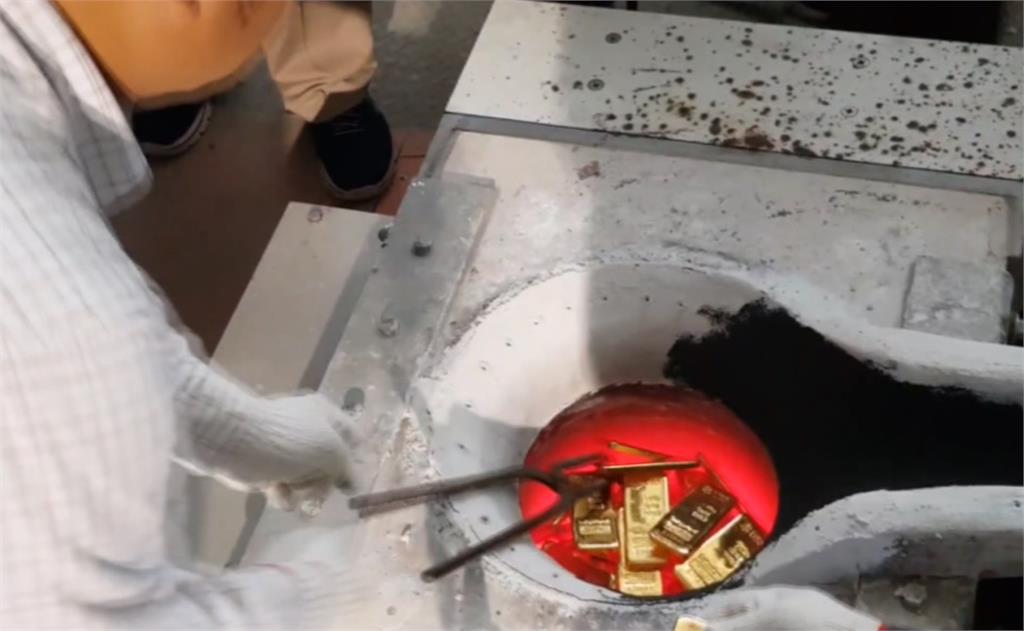 金價漲！交趾陶大師製作180公斤＂九龍如意＂身價飆9億元