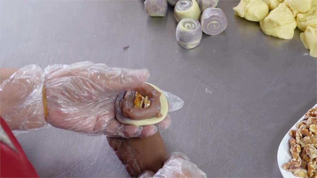 台式古早味芋頭酥飄香60年　手作療癒過程狂吸133萬次觀看