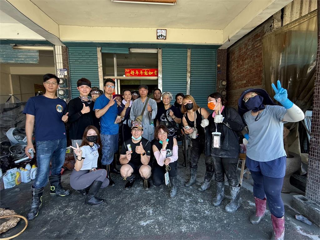 花蓮救災不缺席! 華藏淨宗弘化基金會動員百人馳援花蓮 捐款千萬助重建