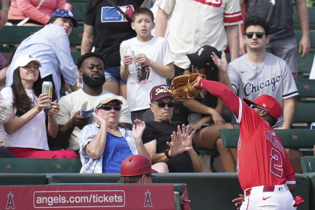 MLB/洋基開季先發三壘手仍懸缺 媒體建議可和天使進行交易來補強