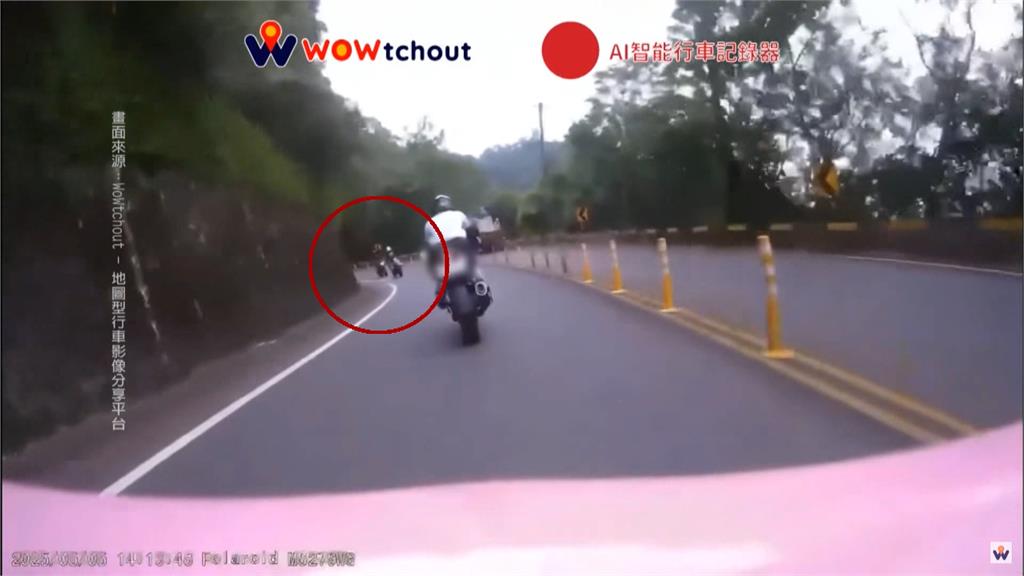 北宜公路疑交管「雙向同時放行」 兩重機騎士對撞
