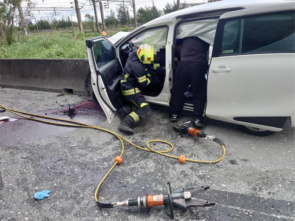 快新聞／西班牙男駕車載家人出遊！蘇花改自撞護欄　釀1死1重傷悲劇