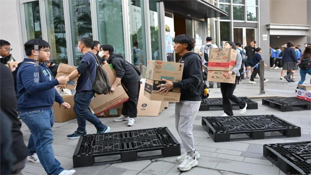 港歌手轟「物資蟑螂」 貪心! 物資站遭投訴噪音被迫清場