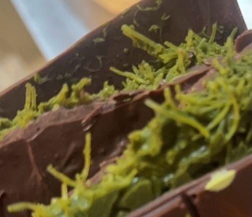 杜拜巧克力遭控「摻點心麵」！台中名店曝「獨門內餡配方」怒反擊：已提告